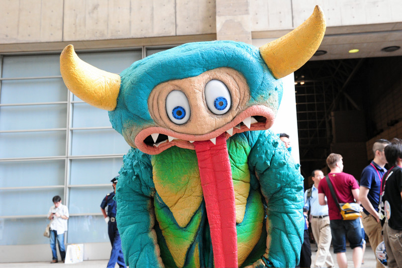 Illustration for article titled From Creepy to Cute, Cosplay at Wonder Festival